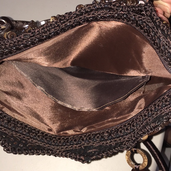 Handbag made of coconuts - Picture 2 of 3